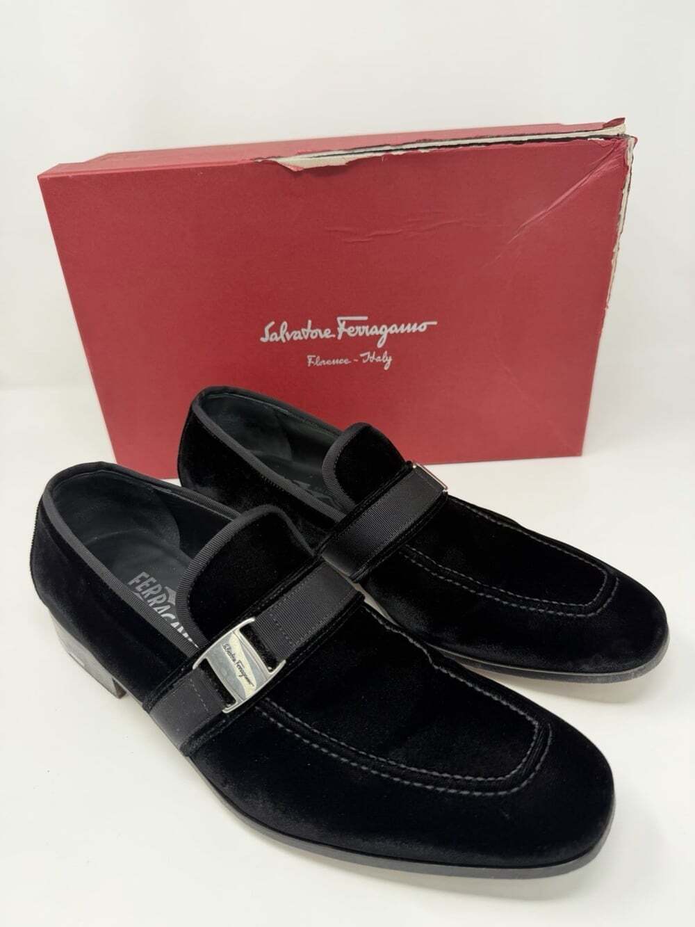 Salvatore Ferragamo Black Velvet Loafers Men's 9 D Grosgrain Strap Made Italy